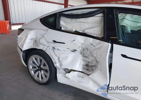 2023 Tesla Model 3 Long Range Dual Motor All-Wheel Drive z USA, uszkodzony, nr VIN 5YJ3E1EBXPF714860